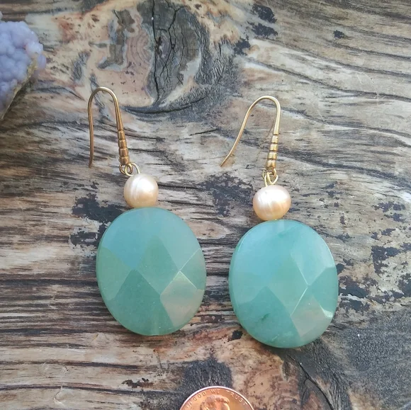 SOLD! Natural Pearl and Aventurine Earrings - Handmade! - Picture 3 of 3